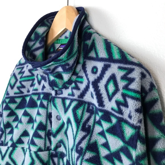 Patagonia 2014 Snap-T Synchilla Tribal Montana Siete Feather Grey Men’s Small - Picture 4 of 11